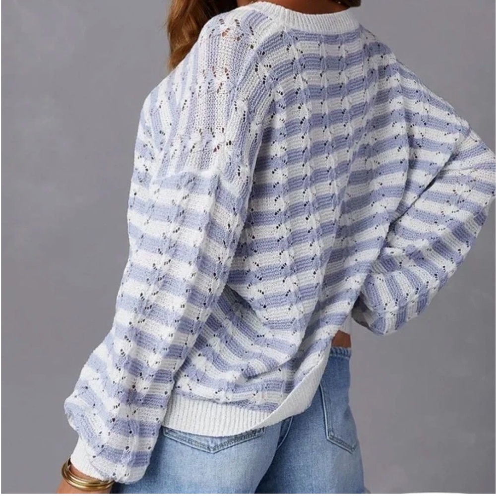 Fate Women's V-Neck Sweater - White and Light Blue - Picture 2 of 6